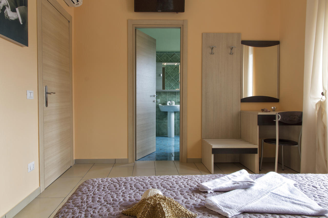 Albergo Stazione Сапри Номер фото